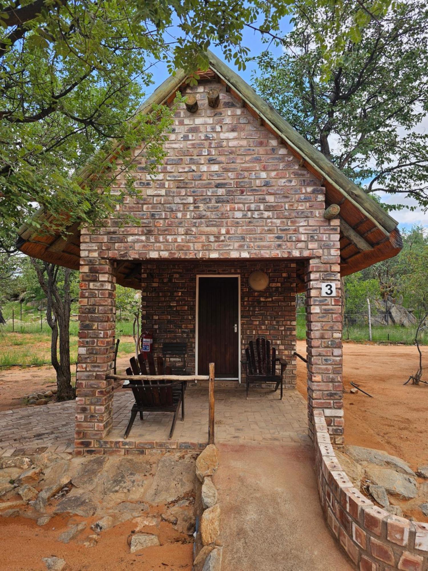 Kaoko Bush Lodge Kamanjab Bagian luar foto